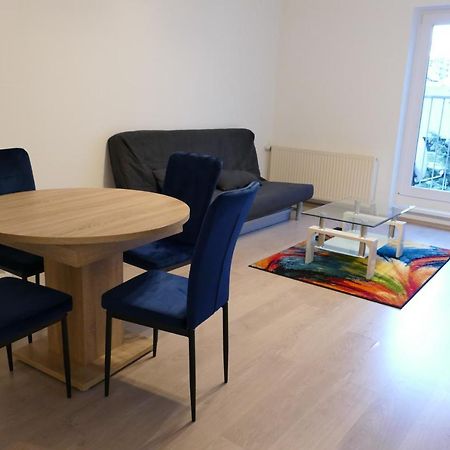 Modern And Light 2-Room Apartment Відень Екстер'єр фото