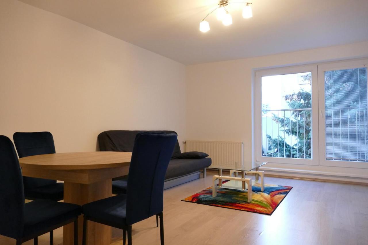 Modern And Light 2-Room Apartment Відень Екстер'єр фото
