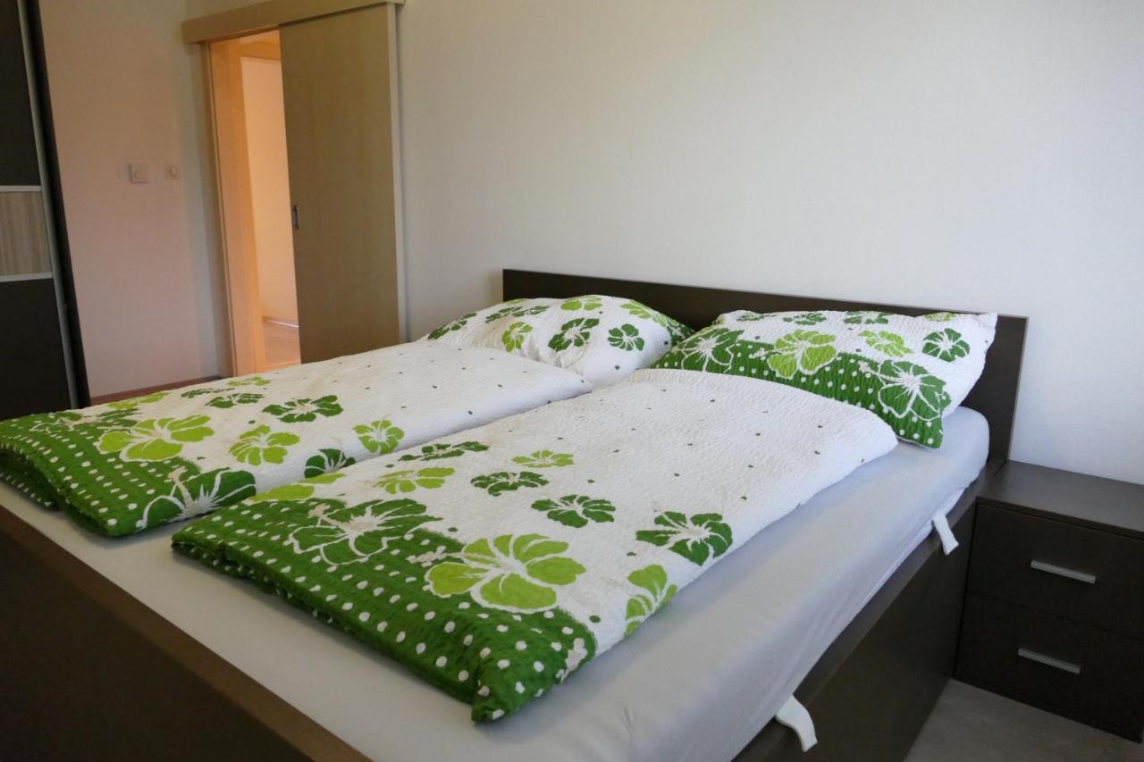 Modern And Light 2-Room Apartment Відень Екстер'єр фото